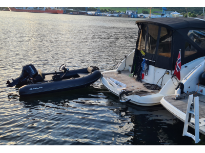 Choosing the Right Yacht Tender: Gala Atlantis Aquahelm vs Gala Atlantis Deluxe + Tender Lifting with NorDav Davits