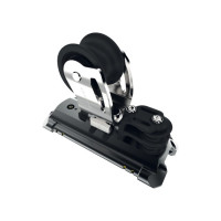 Car with genua sheave and 2 control sheaves