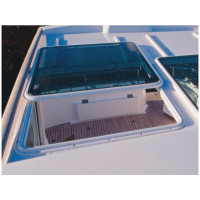 Lewmar Pilot hatches