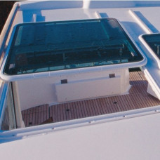 Lewmar Pilot hatches
